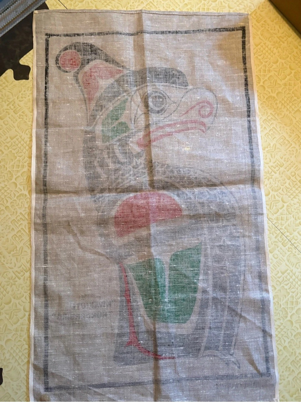 Vintage Kwakuitl Thunderbird by C. Harper Linen Hand Towel Beige & Green - Picture 4 of 8